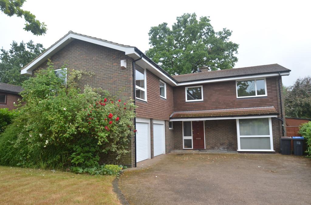 Mapledale Avenue, Croydon, Surrey, CR0 6 bed detached house £1,100,000