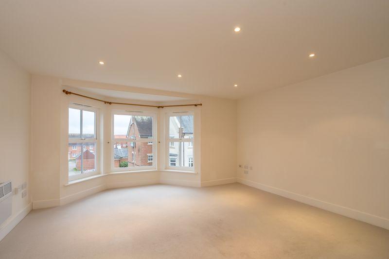St. Agnes Place, Chichester 2 bed apartment for sale £315,000