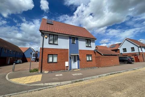 3 bedroom end of terrace house for sale - Ayron Road, South Ockendon, Essex