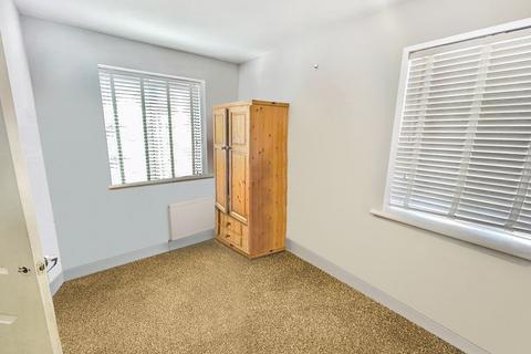 3 Ayron Road, South Ockendon, RM15 5FJ