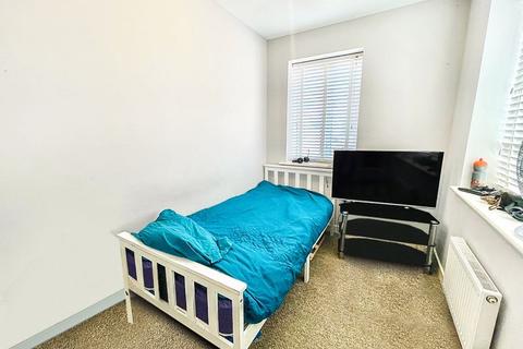 3 Ayron Road, South Ockendon, RM15 5FJ
