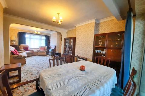 22 Compton Road, Hayes, UB3 2AY