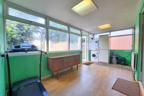 22 Compton Road, Hayes, UB3 2AY