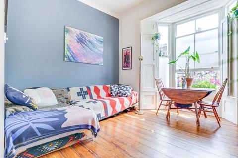 Flat B, 61 Cricketfield Road, London, E5 8NR