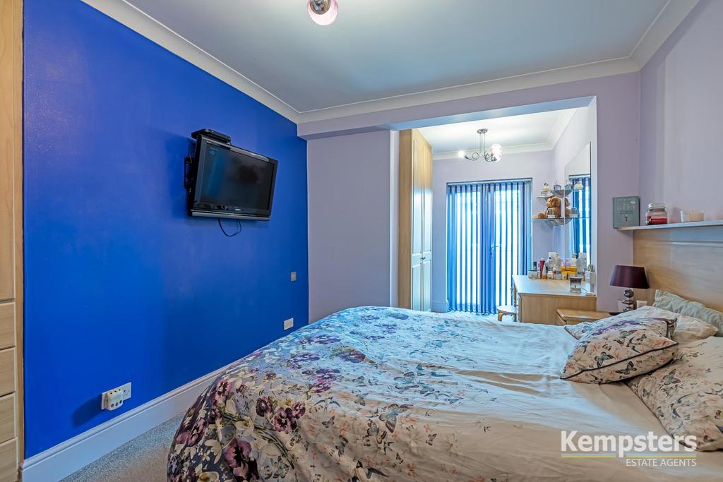 Bedroom 1 2nd.jpg
