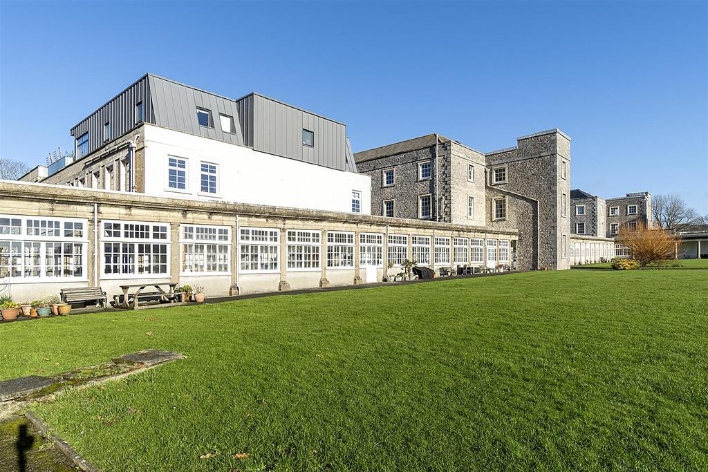 The Millfields, Plymouth 2 bed apartment £1,275 pcm (£294 pw)