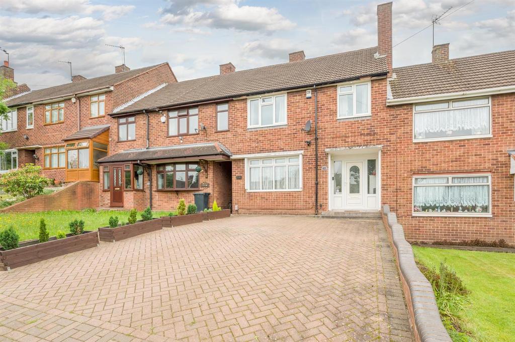 Standhills Road, Kingswinford, DY6 8LA 3 bed terraced house for sale