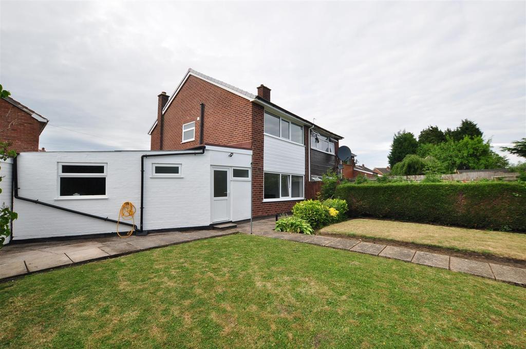 Haywood Drive, Halesowen 3 bed semidetached house £269,000