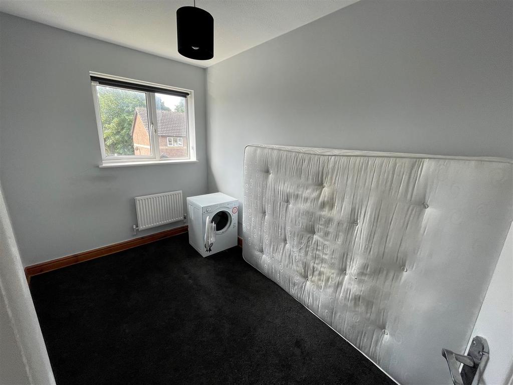 Bedroom 2: