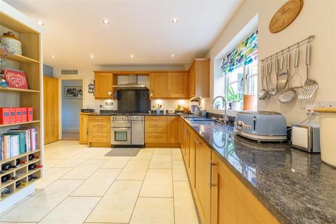 4 Wootton Forge, Gretton, Corby, NN17 3EY