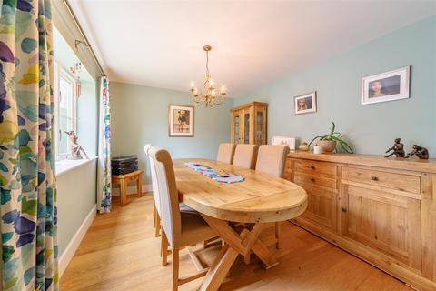 4 Wootton Forge, Gretton, Corby, NN17 3EY