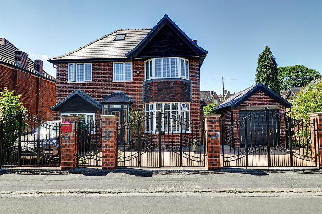Sandown Drive, Sale 5 bed detached house for sale £950,000