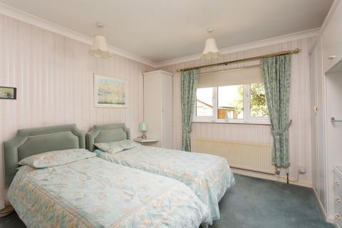 1 Birch Tree Close, Strensall, York, YO32 5ST