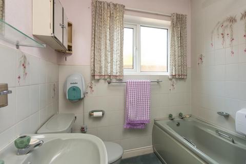 1 Birch Tree Close, Strensall, York, YO32 5ST