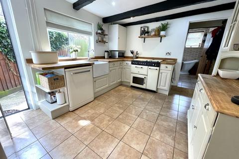 11 Coldstream Lane, Hardingstone, Northampton, NN4 6DB