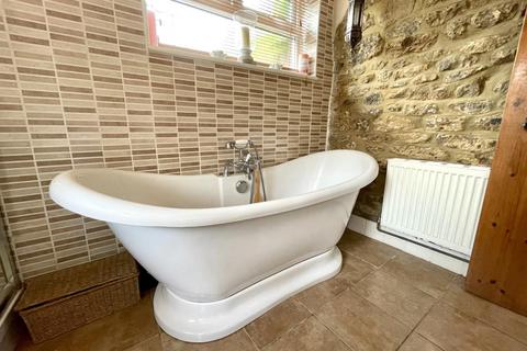 11 Coldstream Lane, Hardingstone, Northampton, NN4 6DB