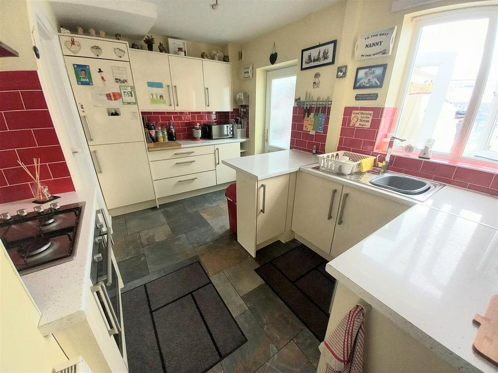 Newells Road, Sheldon, Birmingham 3 bed terraced house £240,000