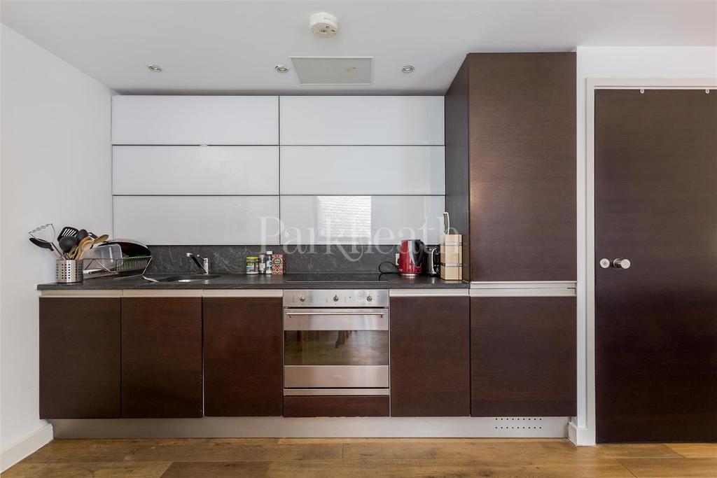 15 Newbury Mews, NW5 3 HP-003.jpg