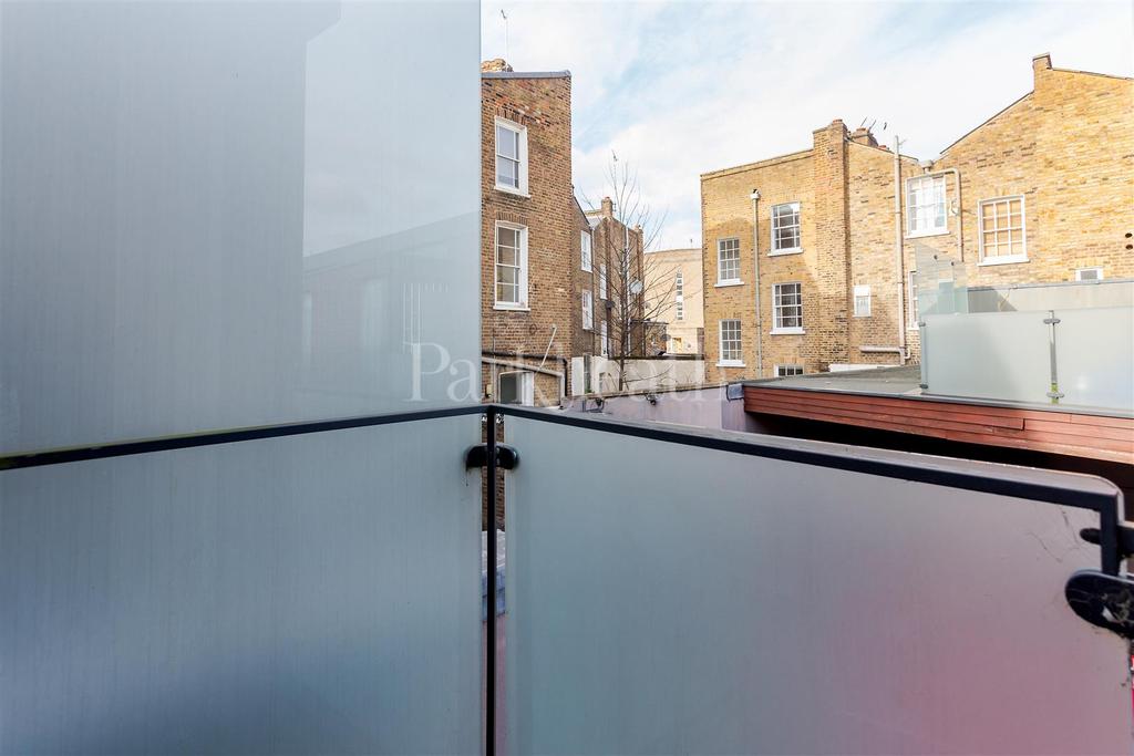 15 Newbury Mews, NW5 3 HP-010.jpg