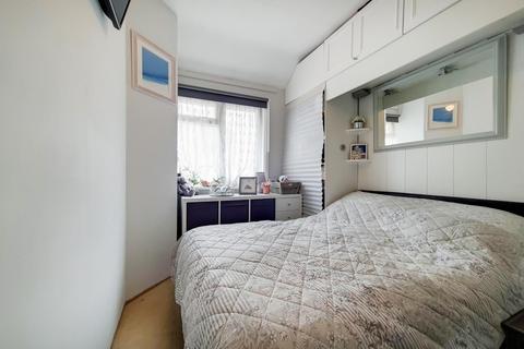 73 Pontefract Road, Bromley, BR1 4RB