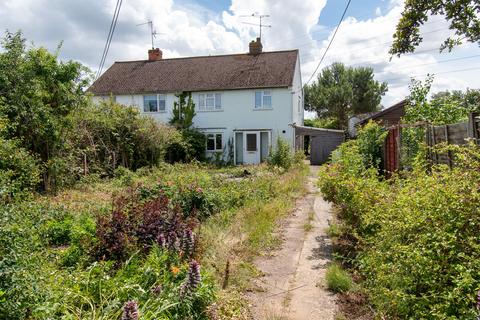 3 bedroom semi-detached house for sale - Sutcliffe Avenue, Earley, Reading