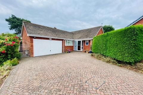 3 bedroom detached bungalow for sale - Grove Croft, Hampton-On-The-Hill, Warwick