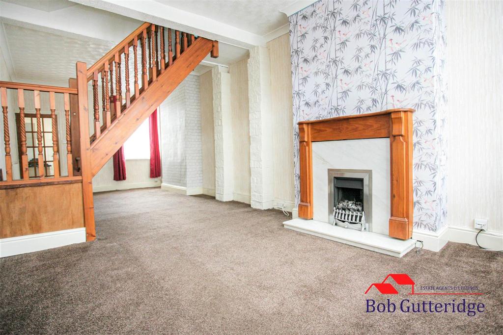 Dimsdale Parade East, Wolstanton... 2 bed terraced house £115,000