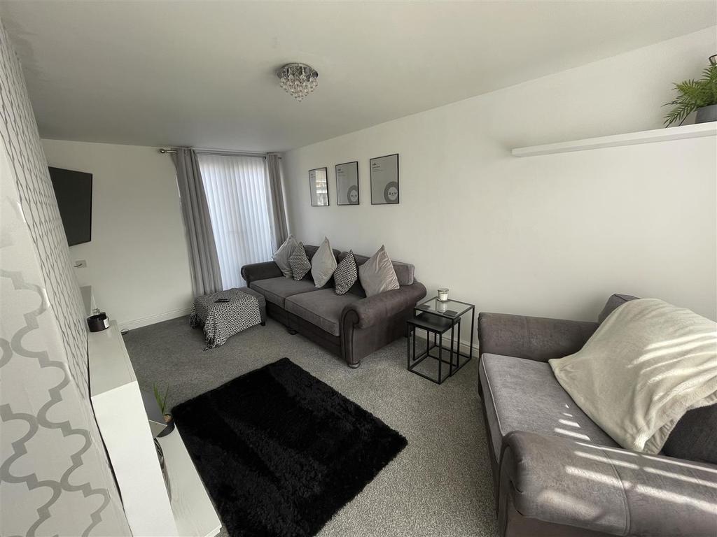 Tenby Walk, Throston Grange, Hartlepool 3 bed end of terrace house £