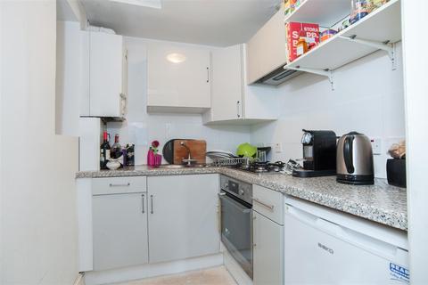 1 bedroom flat to rent - Greencroft Gardens, South Hampstead NW6