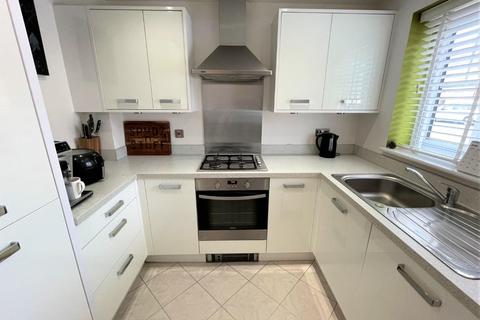 2 bedroom semi-detached house to rent - Diamond Road, Thornaby, Stockton-On-Tees