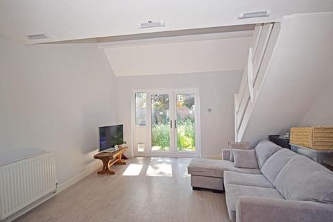 19 Barley Croft, Stoke Heath, Bromsgrove, B60 3QG