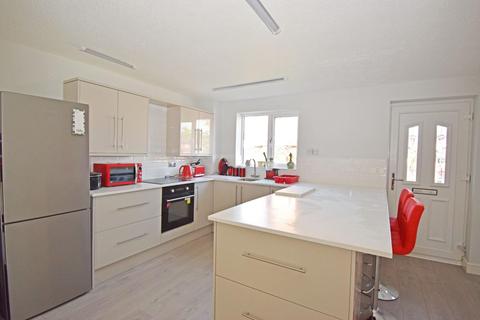 19 Barley Croft, Stoke Heath, Bromsgrove, B60 3QG
