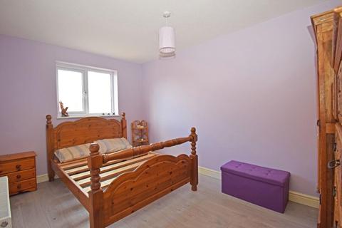 19 Barley Croft, Stoke Heath, Bromsgrove, B60 3QG