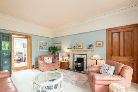 Bramble Cottage Earnbank Road, Crieff, PH7 3HL