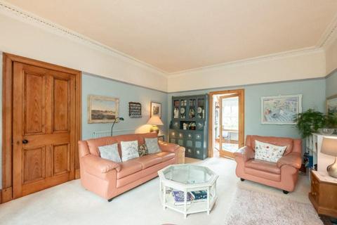 Bramble Cottage Earnbank Road, Crieff, PH7 3HL