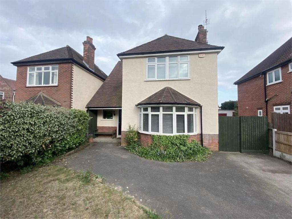 Victoria Road Colchester CO3 3NU 4 bed detached house £650,000
