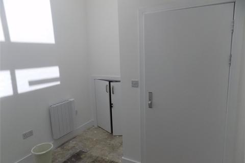 Retail property (high street) to rent - George Row, Northampton, NN1
