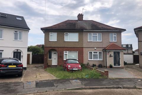 12 Dorset Close, Hayes, UB4 8NT