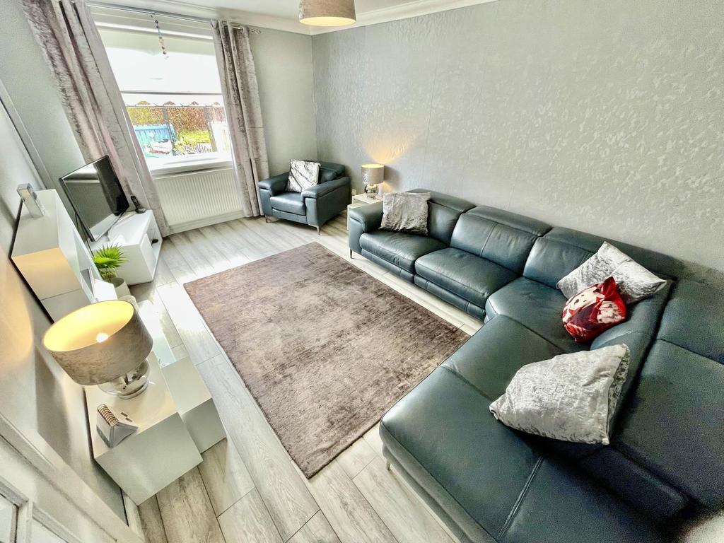 47 Ness Avenue, Johnstone 3 bed terraced house £108,000