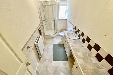 Flat 1/2, 2 Grahamfield Place, Beith, KA15 1AY