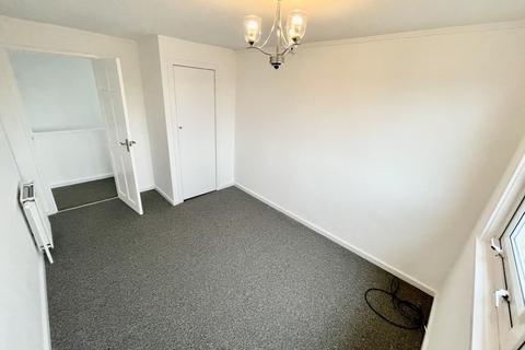 19 Castle Drive, Kilbirnie, KA25 6AT