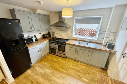 58 Crummock Gardens, Beith, KA15 2HF