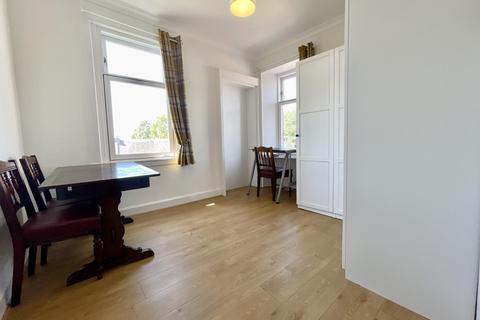 1/1, 29 Crummock Street, Beith, KA15 2BD