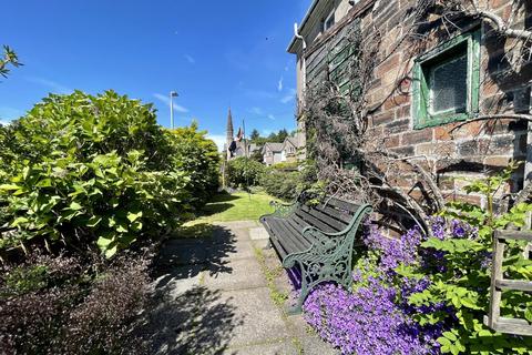 1/1, 29 Crummock Street, Beith, KA15 2BD