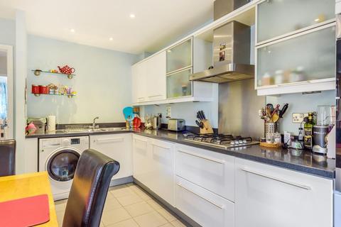 13 Stoneleigh Road, Bromley, BR1 2FU