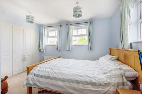 13 Stoneleigh Road, Bromley, BR1 2FU