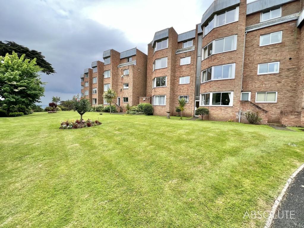 St. Marks Road, Torquay, Devon, TQ1 2 bed apartment £260,000