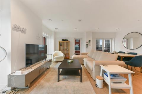 2 bedroom flat to rent, Keybridge Tower, Exchange Gardens, London, SW8