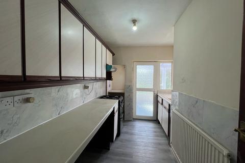 3 bedroom terraced house to rent, Longfellow Road, Coventry, CV2
