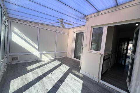 3 bedroom terraced house to rent, Longfellow Road, Coventry, CV2